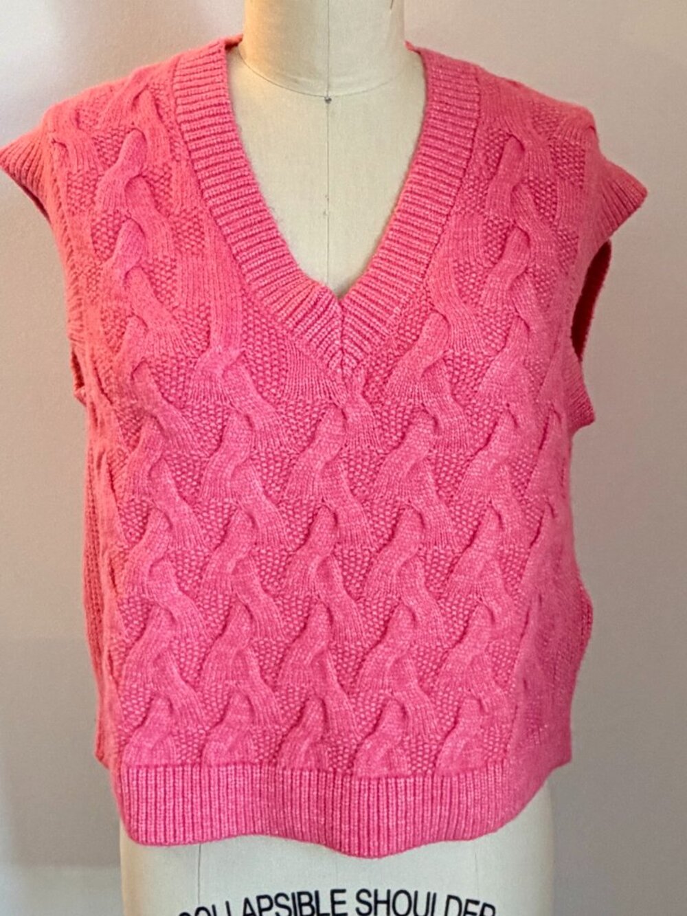On 34th Pink V-Neck Cable Knit Sweater Vest- Size XS- NEW
